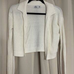 NWOT Hollister Ivory Cropped Cardigan Sweater